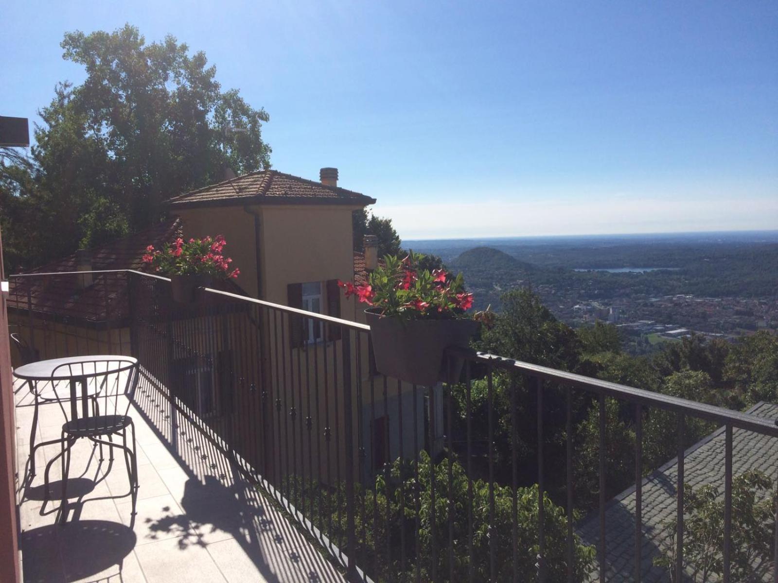 Casa Vacanze Como Brunate Esterno foto